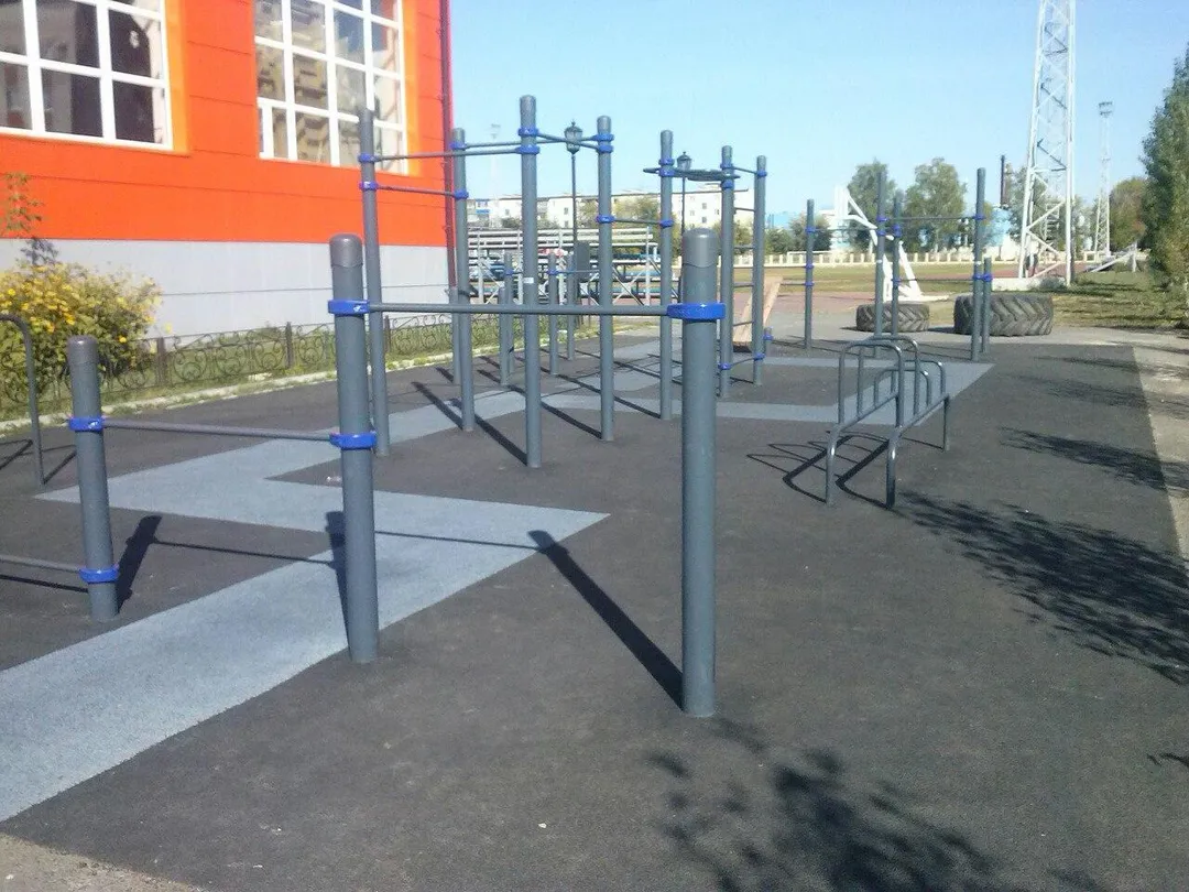 Parallel Gym Bars at Calisthenics Park at Центральный, городской округ Ишим – photo 2 of 2