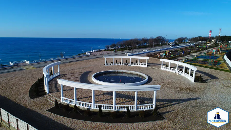 Брусья на площадке Calisthenics Park at Крымская улица, Геленджик – фото 2 из 3