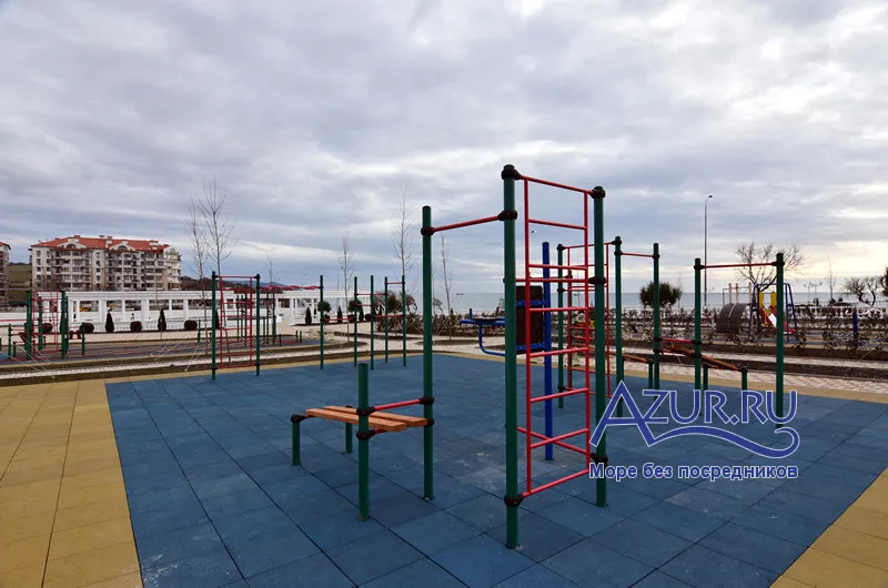 Турник на площадке Calisthenics Park at Крымская улица, Геленджик – фото 1 из 3
