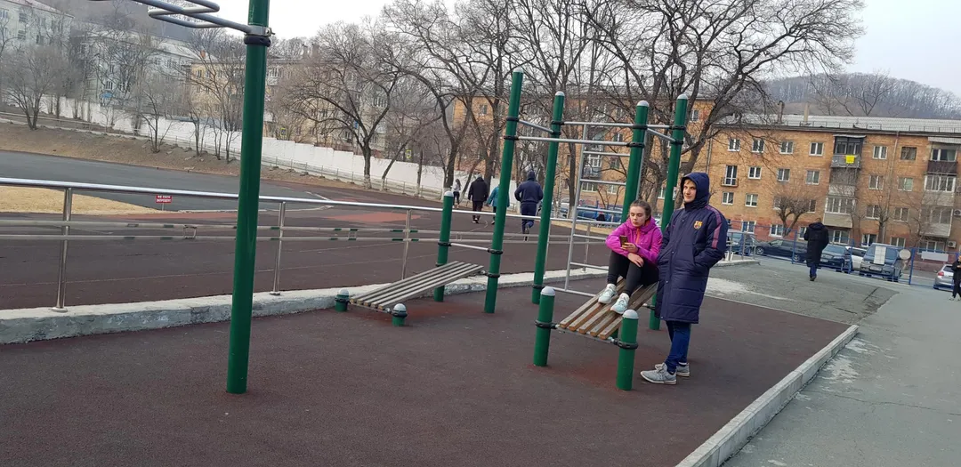 Брусья на площадке Calisthenics Park at Владивостокская улица, Находка – фото 3 из 6