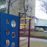 Calisthenics Park at Комсомольский проспект, Москва - thumbnail 4