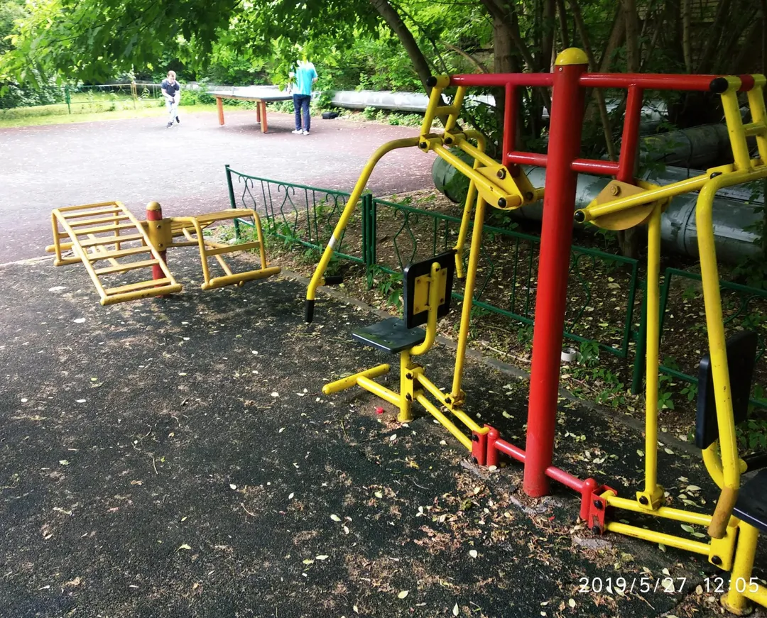 Spalliera presso Calisthenics Park at улица Косыгина, Москва – foto 4 di 4