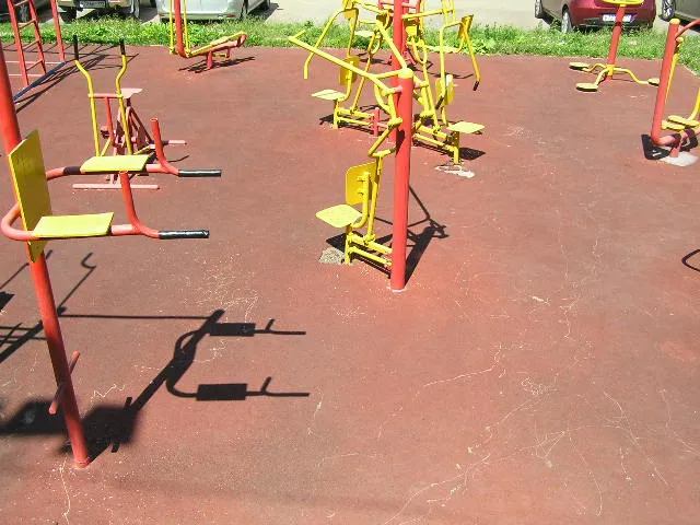 Parallele presso Calisthenics Park at проектируемый проезд № 6183, Москва – foto 2 di 3
