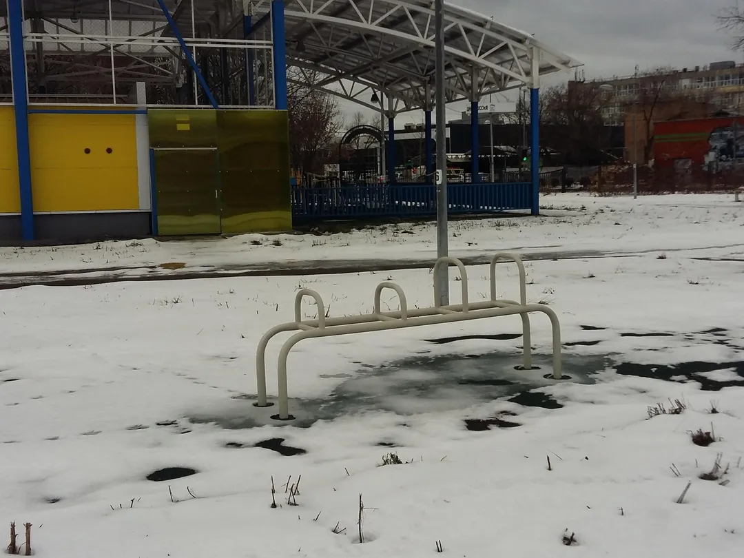Spalier la Calisthenics Park at Коптевский бульвар, Москва – fotografia 4 din 5