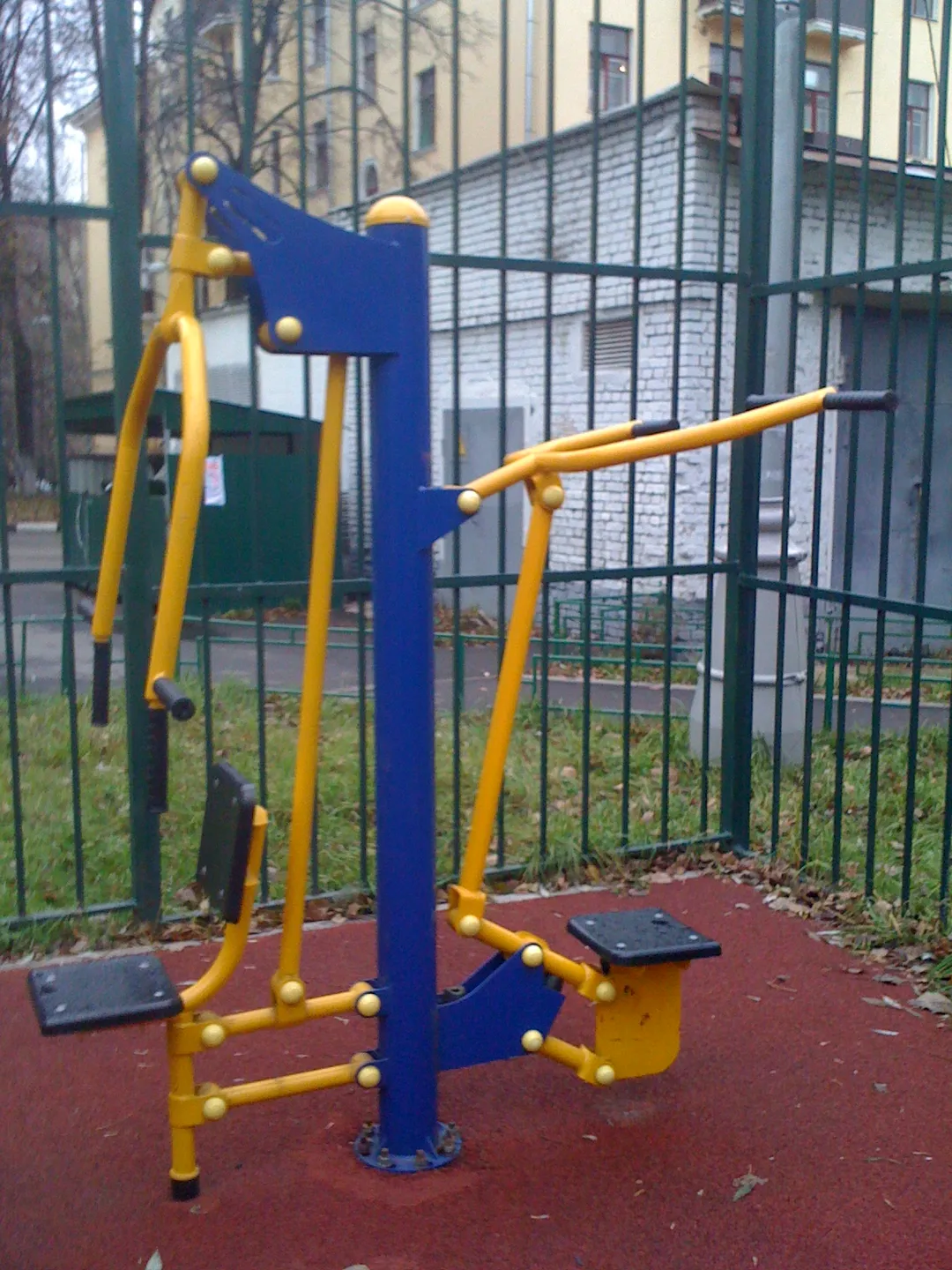 Barren bei Calisthenics Park at Гольяновская улица, Москва #wp2027 – Foto 7 von 7
