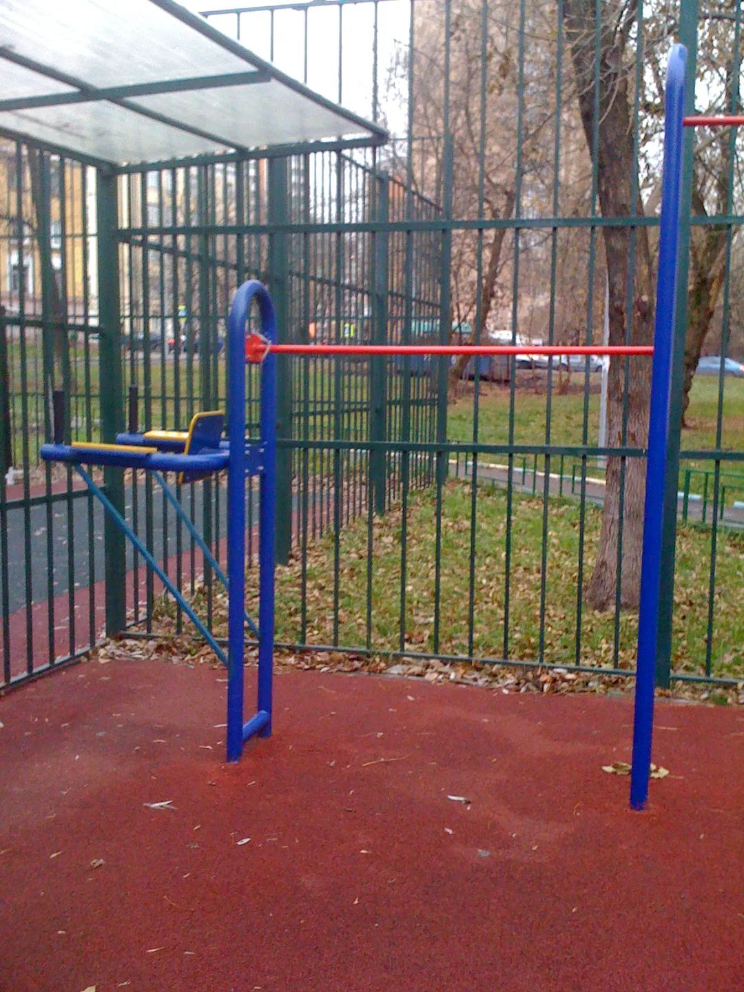Klimmzugstange bei Calisthenics Park at Гольяновская улица, Москва #wp2027 – Foto 1 von 7