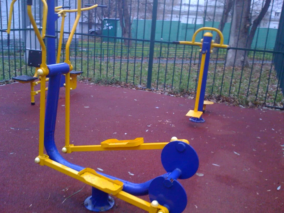 Crosstrainer bei Calisthenics Park at Гольяновская улица, Москва #wp2027 – Foto 4 von 7