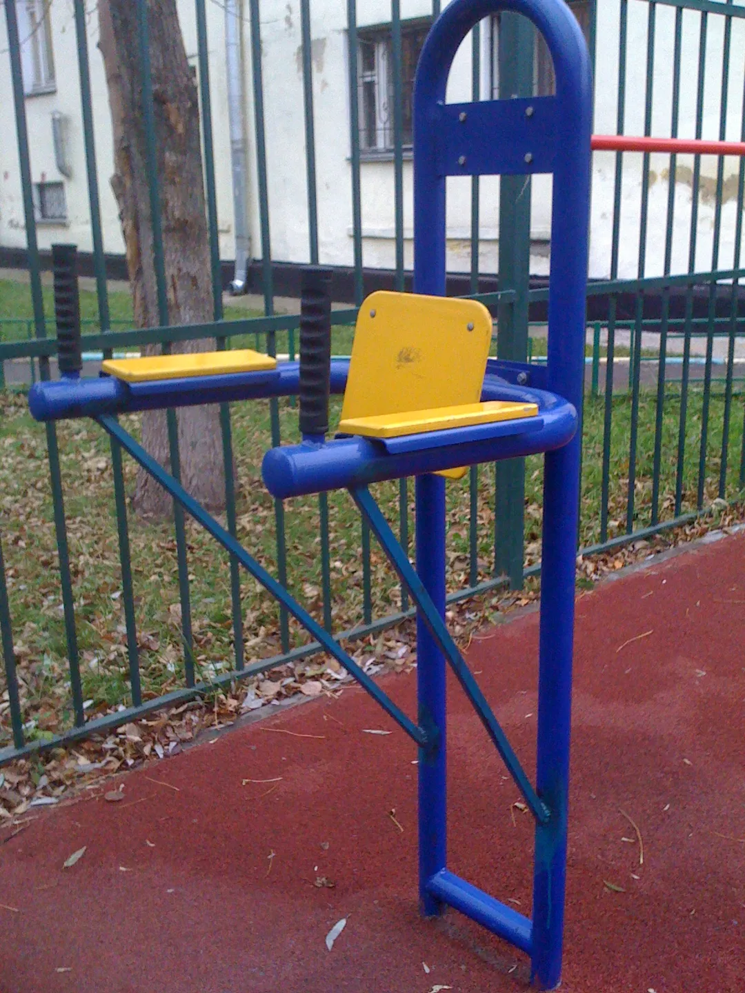 Hangelstange bei Calisthenics Park at Гольяновская улица, Москва #wp2027 – Foto 3 von 7