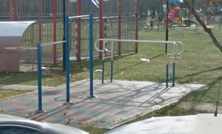 Klimmzugstange bei Calisthenics Park at Северный бульвар, Москва – Foto 1 von 1