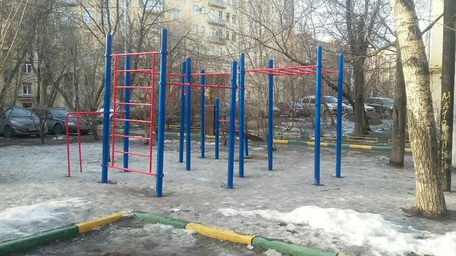 Bare paralele la Calisthenics Park at 6-й Ростовский переулок, Москва – fotografia 2 din 2