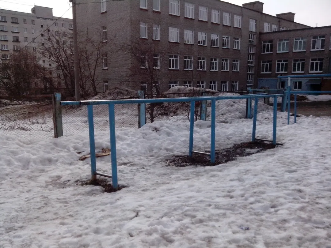 Брусья на площадке Calisthenics Park at улица Достоевского, Уфа – фото 6 из 6