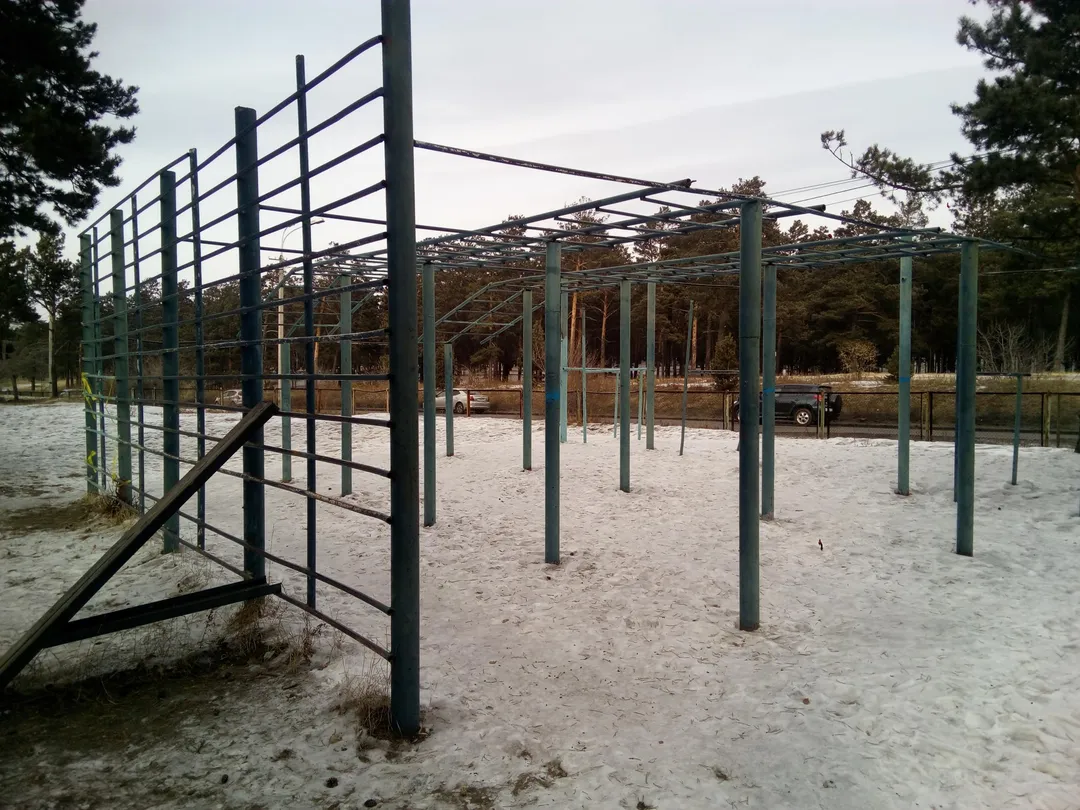 Barra de Dominadas en Calisthenics Park at улица Шилова, Чита #wp2076 – foto 1 de 1