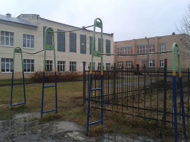 Barras Paralelas en Calisthenics Park at Рязанская улица, Егорьевск – foto 3 de 4