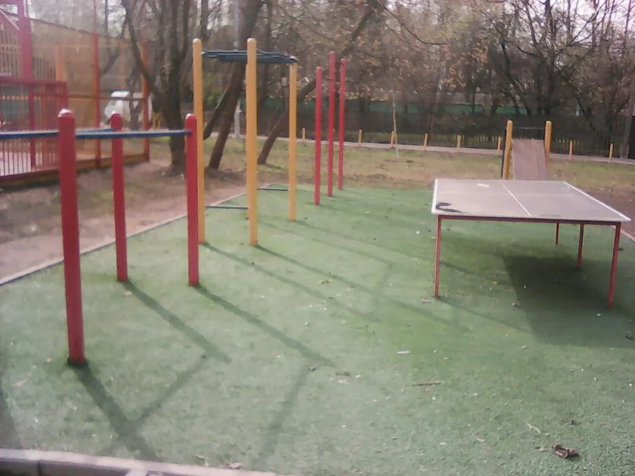 Sbarra per trazioni presso Calisthenics Park at улица Селезнёва, Мытищи – foto 1 di 1