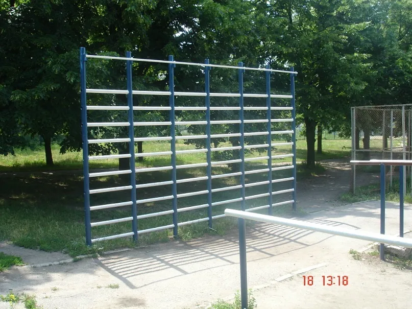 Турник на площадке Calisthenics Park at вулиця Алчевських, Харків – фото 1 из 6