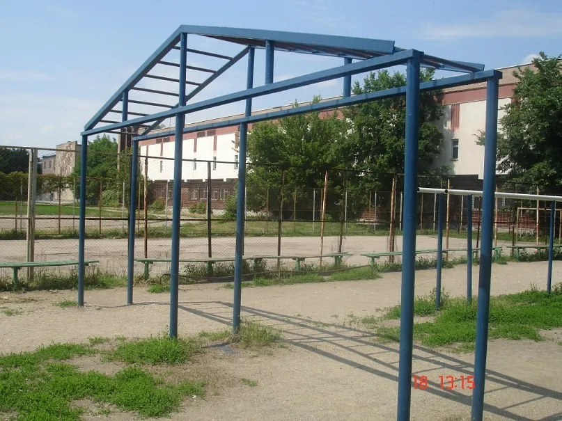 Шведская стенка на площадке Calisthenics Park at вулиця Алчевських, Харків – фото 4 из 6