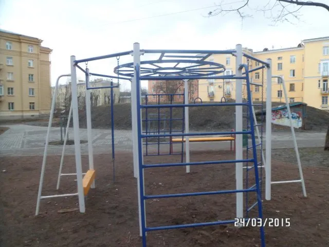 Pull Up Bar at Calisthenics Park at улица Ткачей, Санкт-Петербург – photo 1 of 8