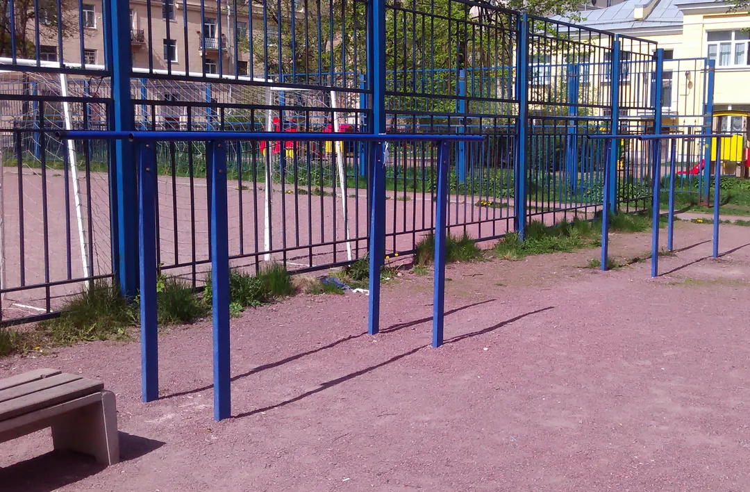 Bare paralele la Calisthenics Park at проспект Стачек, Санкт-Петербург #wp2130 – fotografia 2 din 4