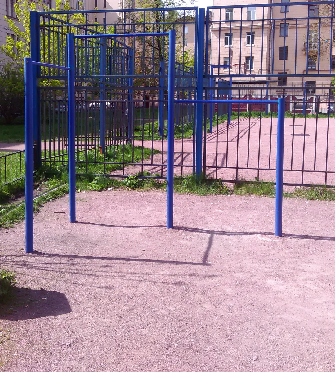 Bară de tracțiuni la Calisthenics Park at проспект Стачек, Санкт-Петербург #wp2130 – fotografia 1 din 4