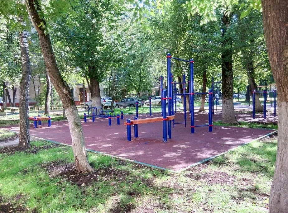 Klimmzugstange bei Calisthenics Park at улица Розы Люксембург, Химки – Foto 1 von 1