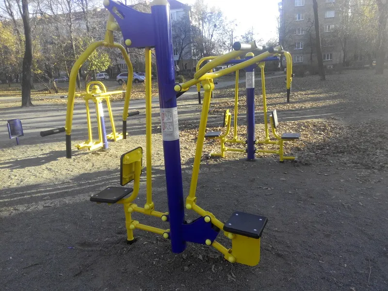 Spalier la Calisthenics Park at Ружинська вулиця, Київ – fotografia 4 din 6