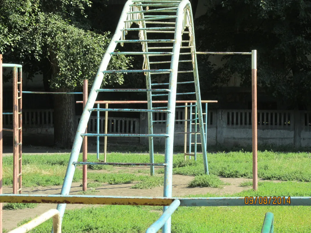Турнік на майданчику Calisthenics Park at Новокримська вулиця, Дніпро – фото 5 з 5
