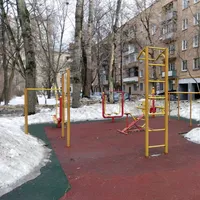Calisthenics Park at улица Амундсена, Москва - thumbnail 3