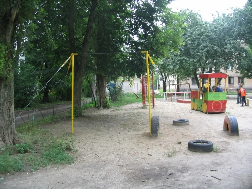 Barre de traction à Calisthenics Park at проспект Перемоги, Чернігів – photo 1 sur 8