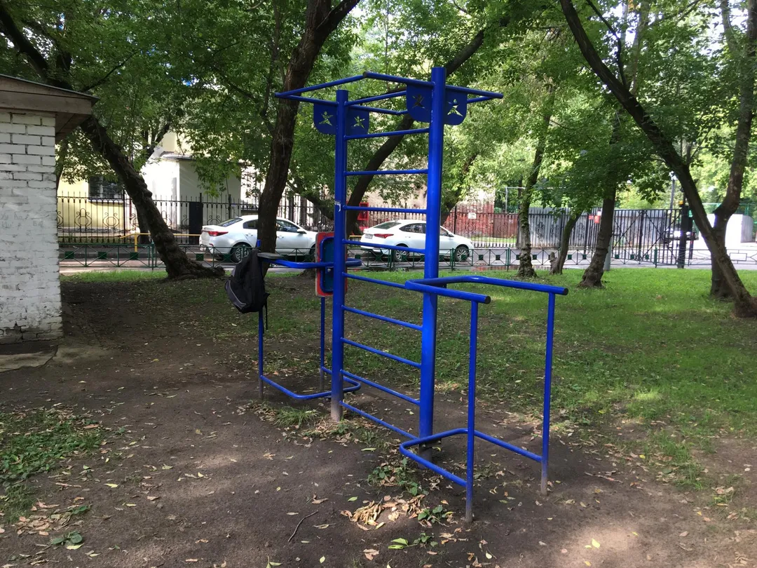 Push Up Bar at Calisthenics Park at Николоямский переулок, Москва – photo 2 of 3