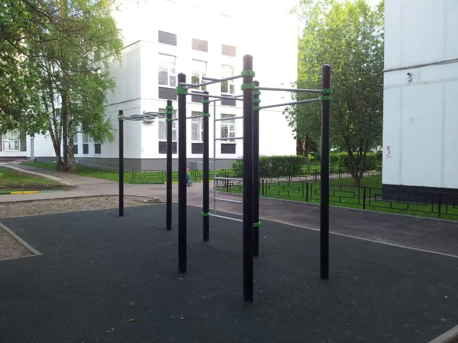 Espalderas en Calisthenics Park at Солнцевский проспект, Москва #wp2238 – foto 3 de 4