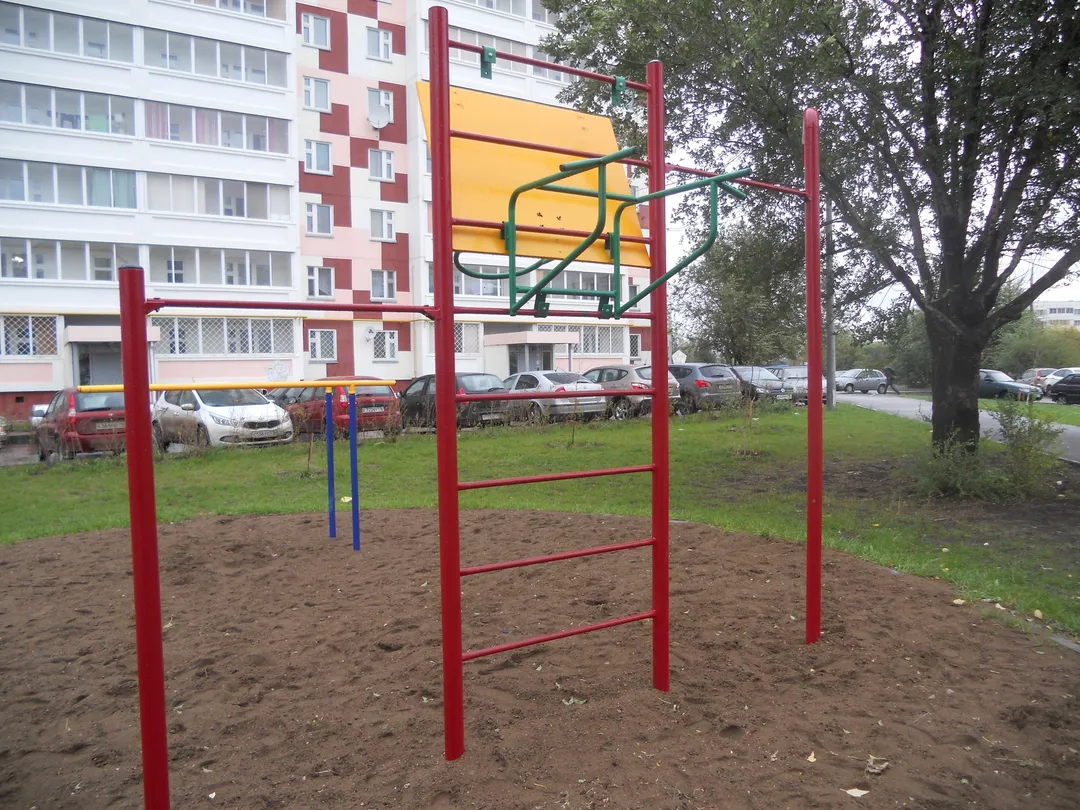 Anelli ginnici presso Outdoor Gym in ЗЯБ, Набережные Челны #wp2244 – foto 5 di 7