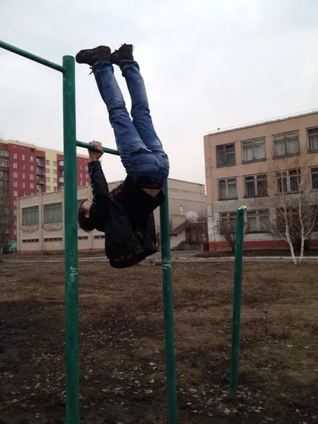 Spalliera presso Calisthenics Park at Барнаульская улица, Омск – foto 3 di 4
