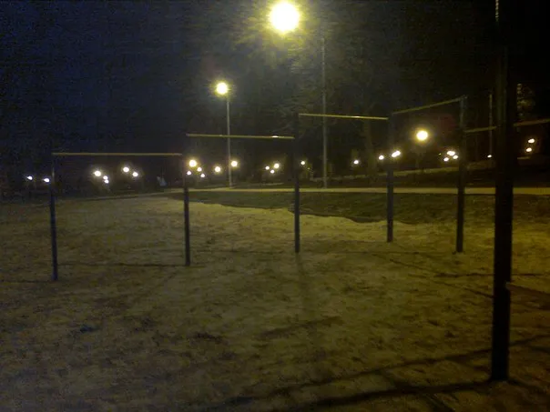 Barra de Dominadas en Calisthenics Park at Ново-Баварський проспект, Харків – foto 1 de 7