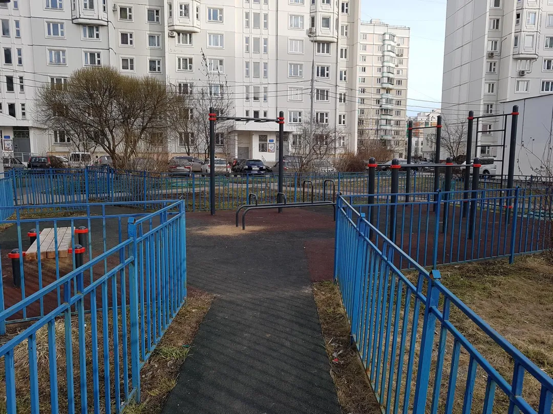 Barra de Dominadas en Calisthenics Park at Скобелевская улица, Москва – foto 1 de 4