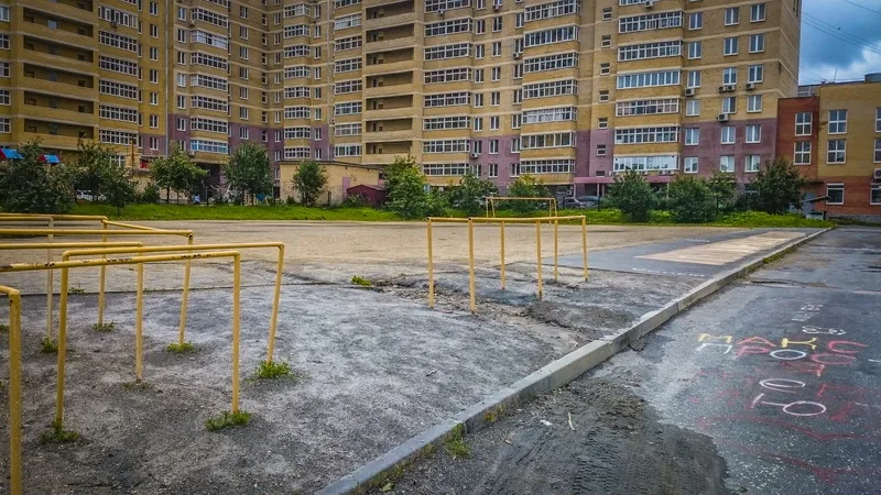 Hangelstange bei Calisthenics Park at улица Анри Барбюса, Екатеринбург – Foto 3 von 10