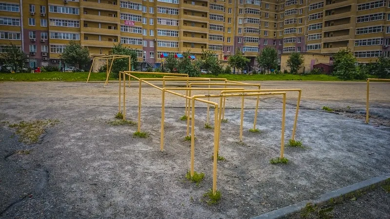 Barren bei Calisthenics Park at улица Анри Барбюса, Екатеринбург – Foto 2 von 10