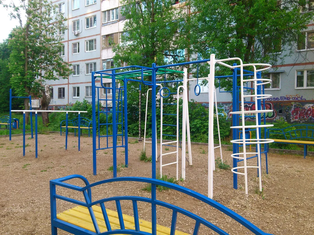 Parallel Gym Bars at Calisthenics Park at улица Мезенцева, Тула – photo 2 of 3