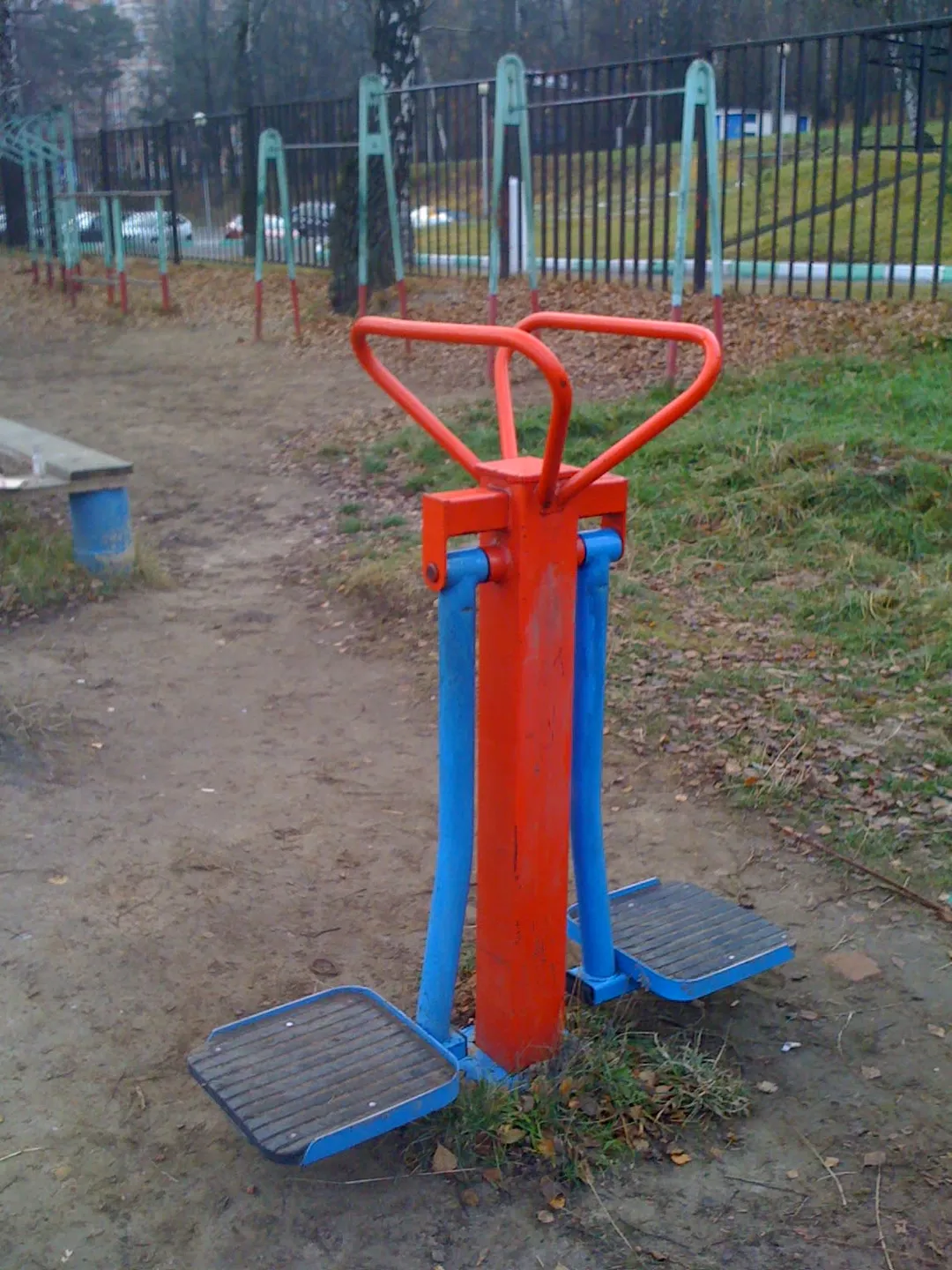 Air Walker at Calisthenics Park at Лыжный стадион имени И. С. Утробина, Красногорск – photo 11 of 12