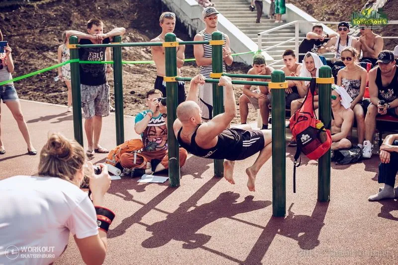 Monkey Bars at Calisthenics Park at улица Ленина, Берёзовский – photo 3 of 4