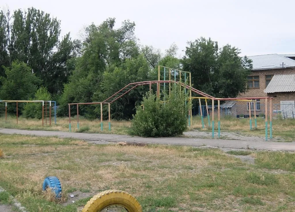 Barra de Flexiones en Calisthenics Park at Малдыбаева улица, Бишкек шаары – foto 2 de 2