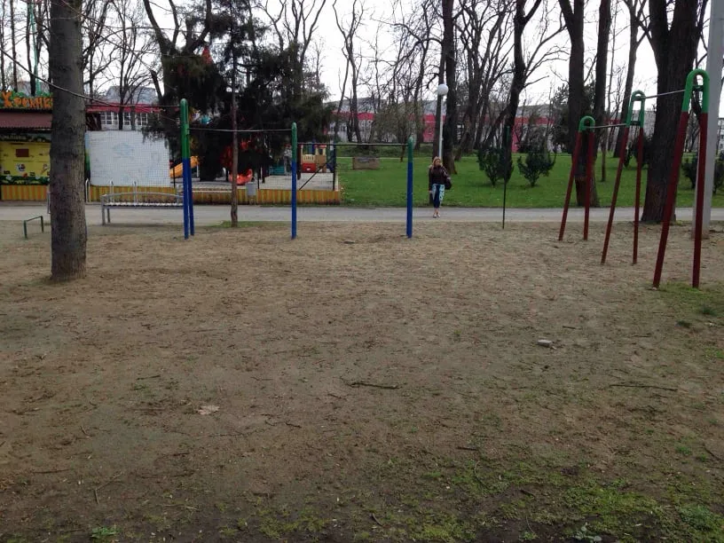 Barra de Dominadas en Calisthenics Park at улица Захарова, Краснодар – foto 1 de 2