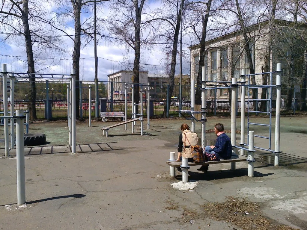 Parallel Gym Bars at Calisthenics Park at площадь Юности, Комсомольск-на-Амуре – photo 2 of 3