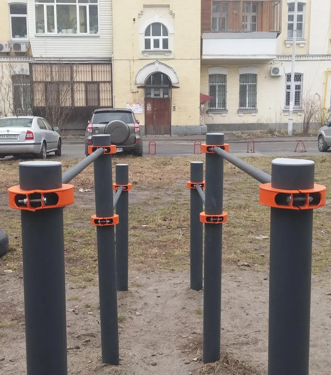 Sprossenwand bei Calisthenics Park at вулиця Генерала Генадія Воробйова, Київ – Foto 3 von 4