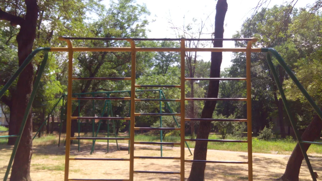 Parallel Gym Bars at Calisthenics Park at улица Энгельса, Ейск – photo 5 of 5