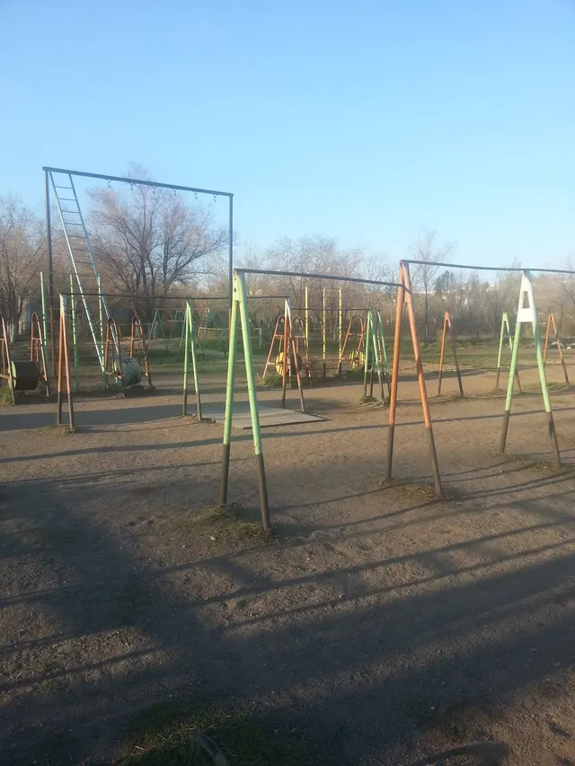 Calisthenics Park at Бауыржана Момышулы, Екібастұз