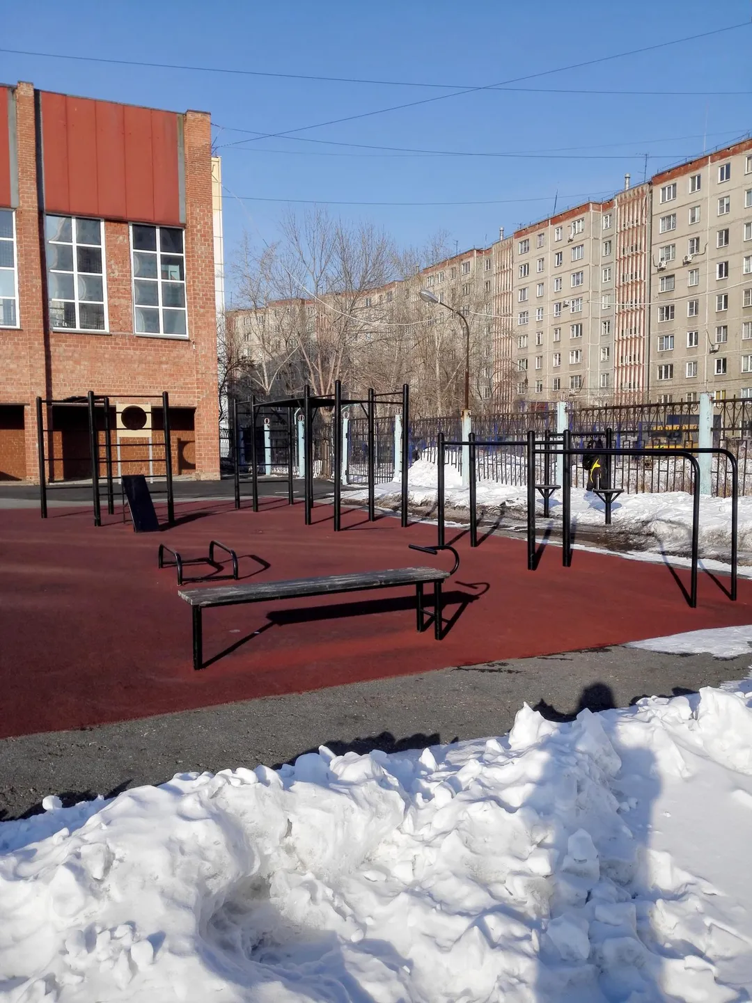 Турник на площадке Calisthenics Park at Спорткомплекс «Лидер», Челябинск – фото 1 из 2
