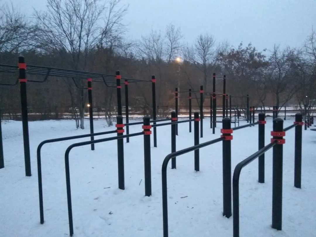 Push Up Bar at Calisthenics Park at улица Захаренко, Челябинск – photo 2 of 3
