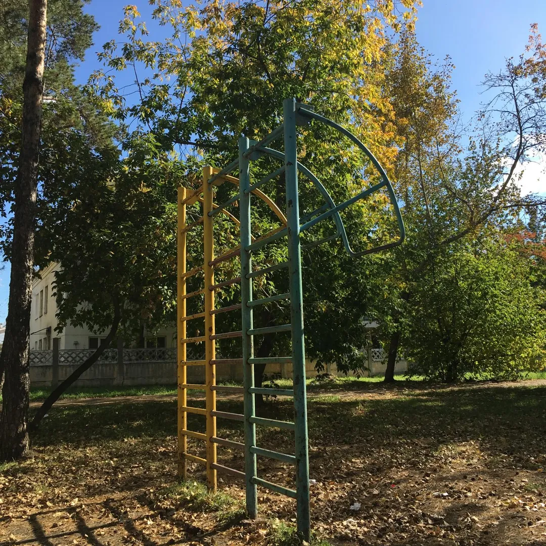 Espalier à Outdoor Gym in 188-й квартал, Ангарск – photo 2 sur 2