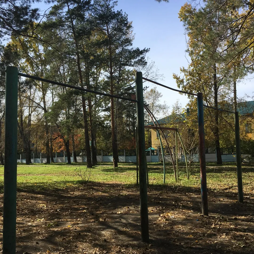 Barre de traction à Outdoor Gym in 188-й квартал, Ангарск – photo 1 sur 2