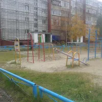 Calisthenics Park at улица Ленина, Нягань - thumbnail 2